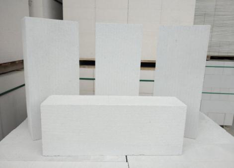 輕質(zhì)高強(qiáng)高精度砌塊